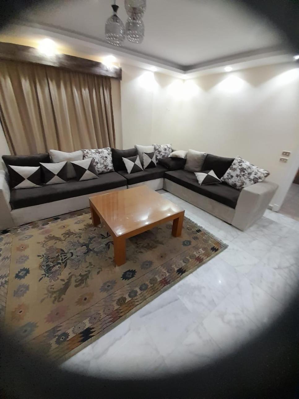 Apartment شقه الدقي م.عمان *